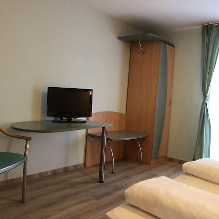 Hegaustern Guest House เอนเงน ภายนอก รูปภาพ